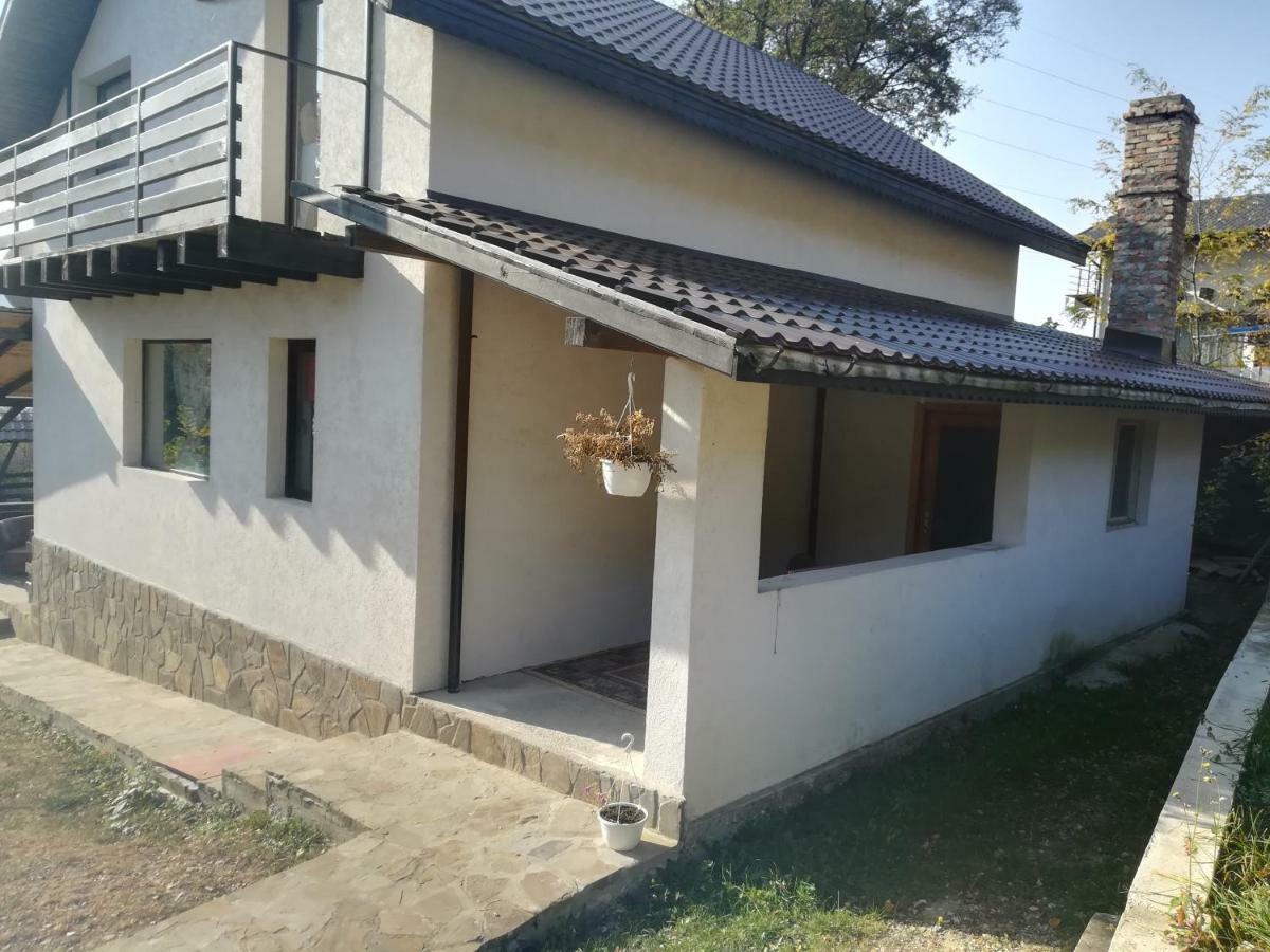 Vila Roxana Pangarati Exteriér fotografie
